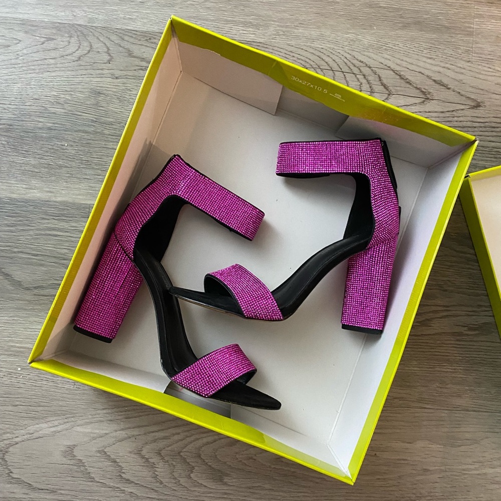 Hot Pink Gianni Bini Heels